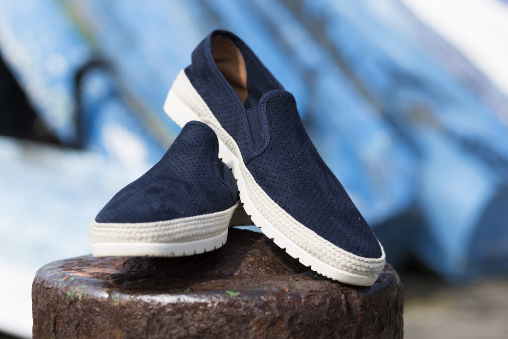 Calzamur's Comfortable Shoes: Navy Blue House Slippers with High Quality Vulcanization